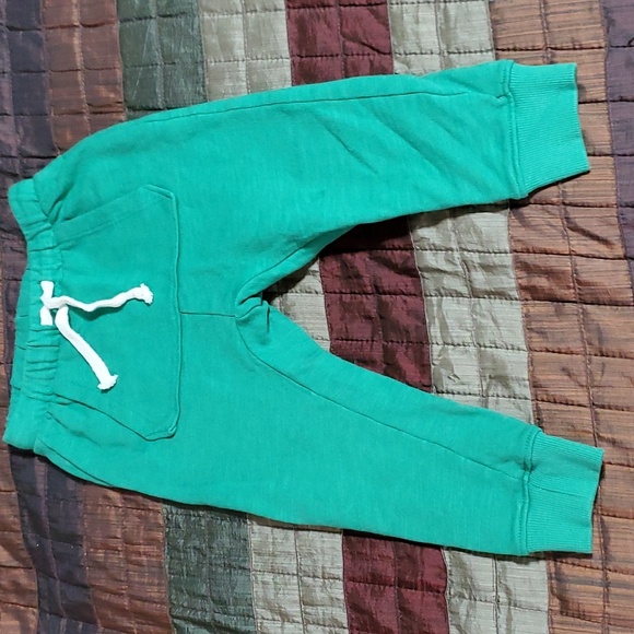 Boys 3 pc. Pants Bundle size 1 1/2-2  18-24 - Picture 2 of 6